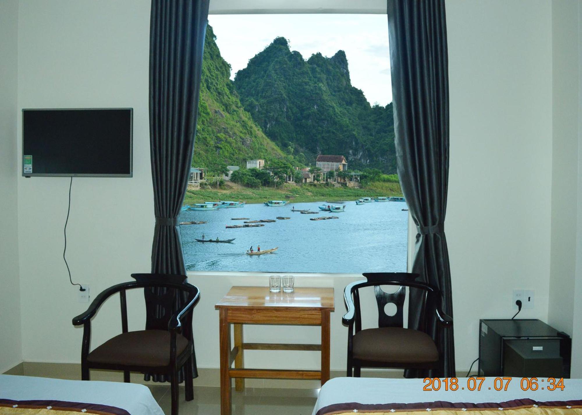 Son Doong Riverside Hotel Phong Nha Exterior foto