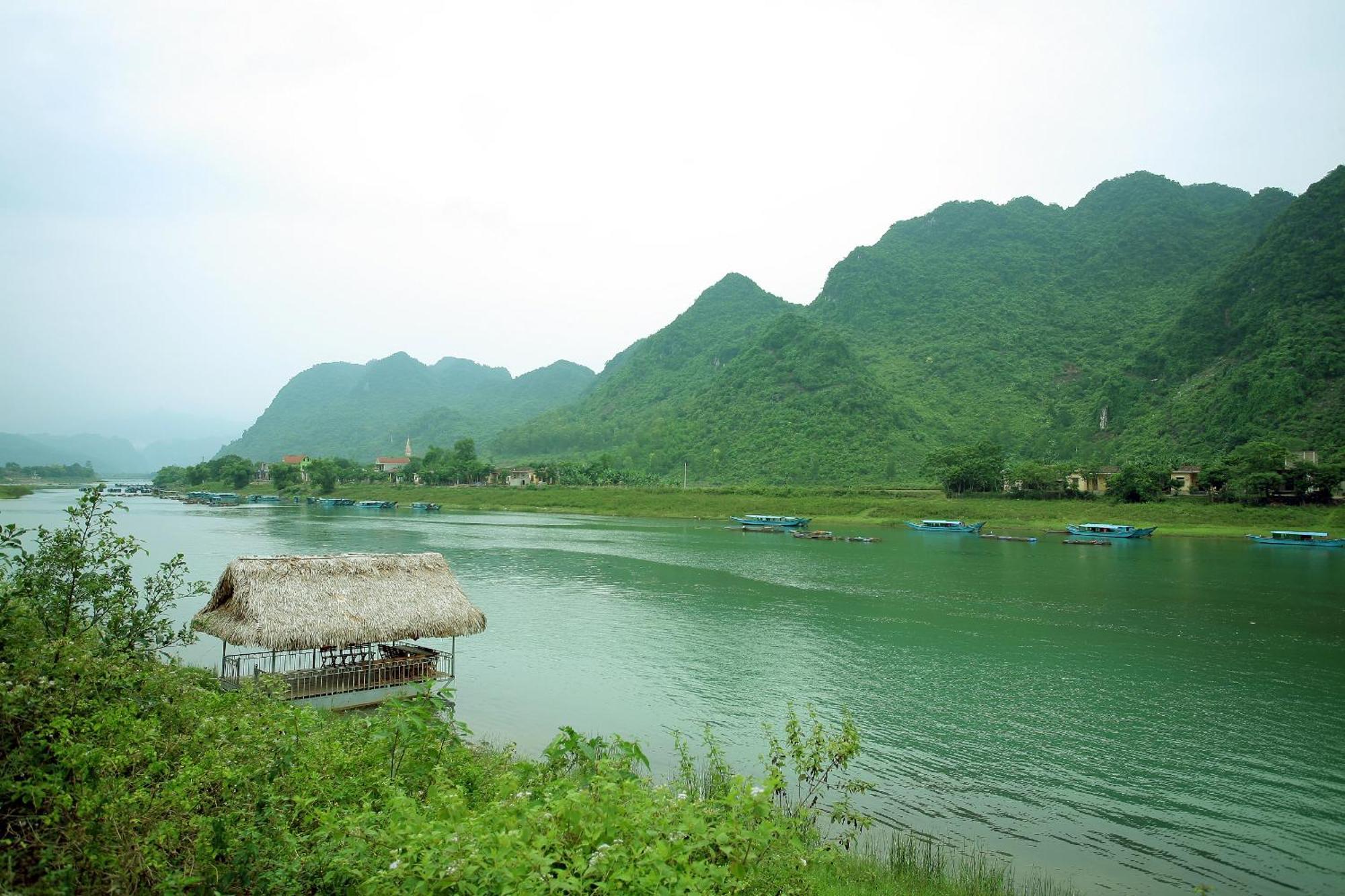 Son Doong Riverside Hotel Phong Nha Exterior foto